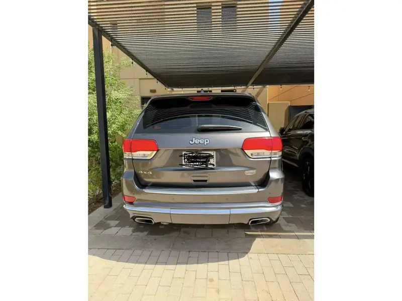 جيب جراند شيروكي 2015 3