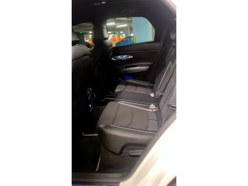 Genesis GV70 2023 5