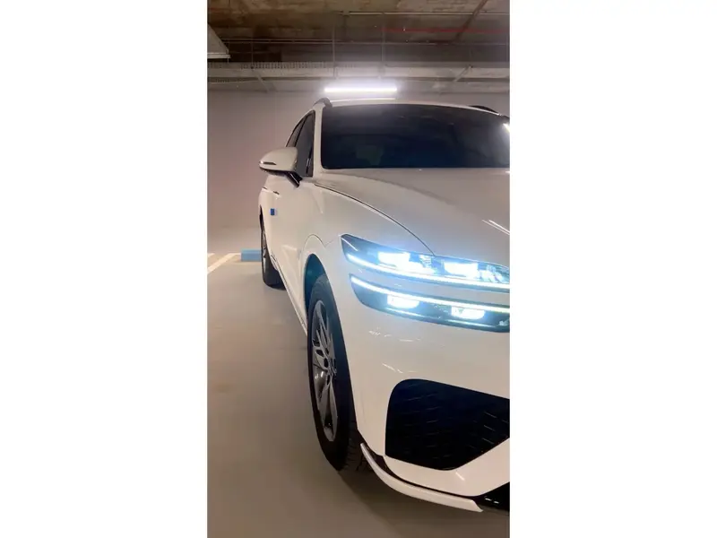 Genesis GV70 2023 15