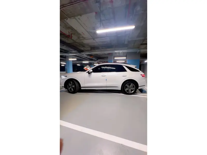 Genesis GV70 2023 17