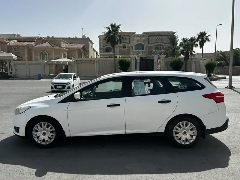 Ford Focus 2015 3