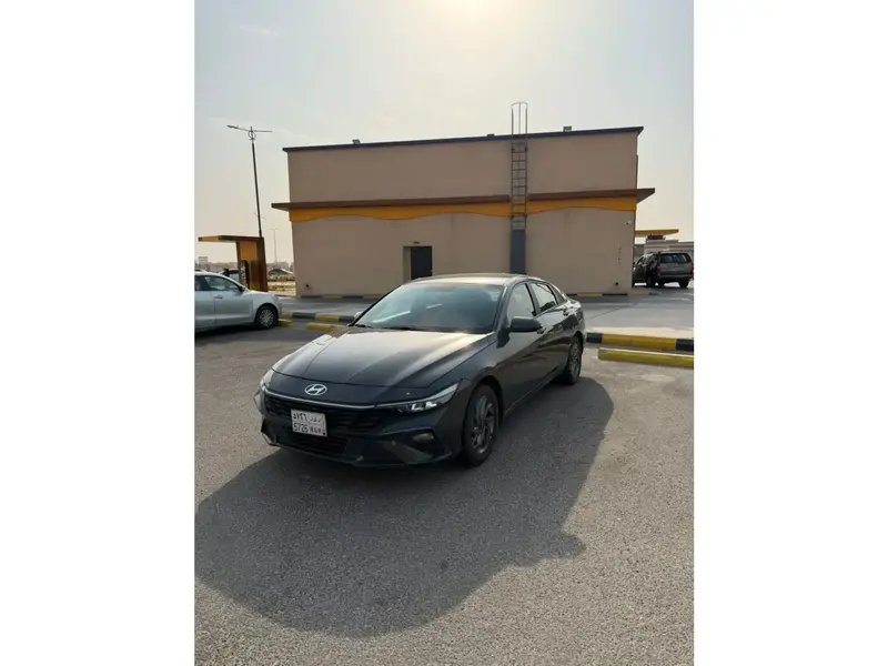 Hyundai Elantra 2024 1