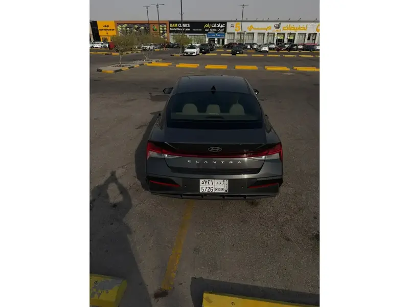 Hyundai Elantra 2024 2