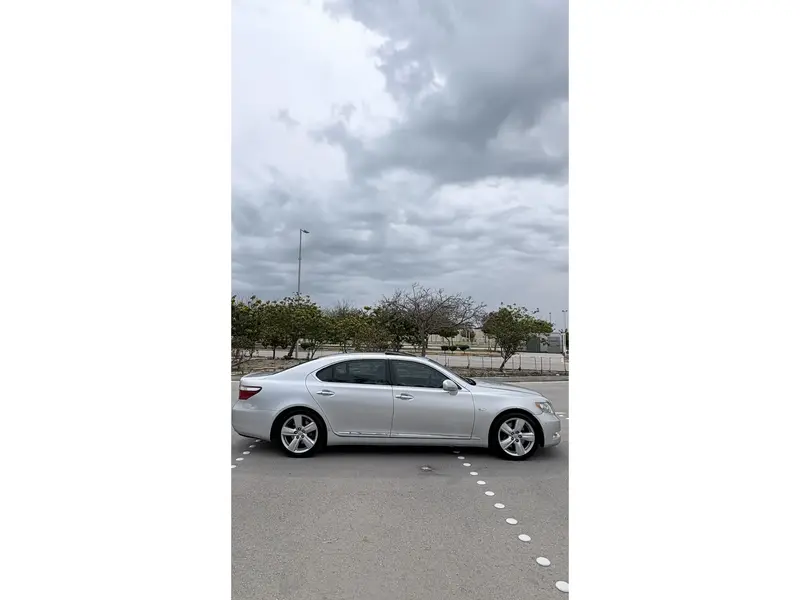 Lexus LS 2008 6