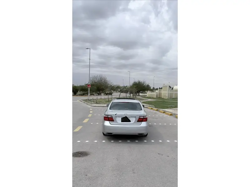 Lexus LS 2008 13