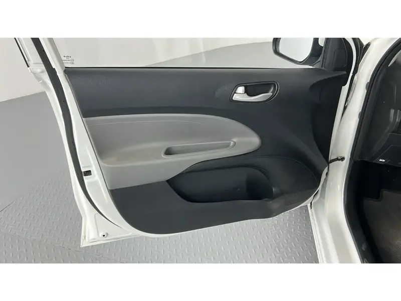 KIA Pegas GL 2026 10