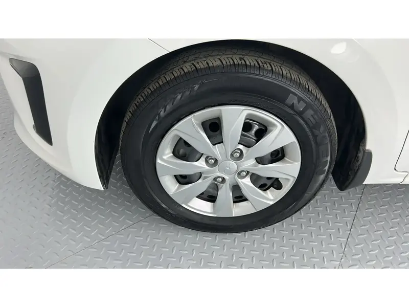 KIA Pegas GL 2026 18