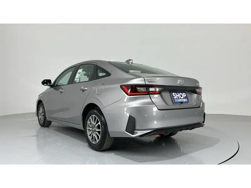 Toyota Yaris Y 2026 6