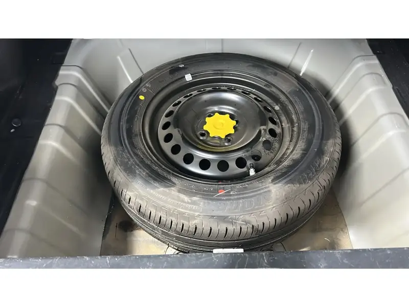 Toyota Yaris Y 2026 21