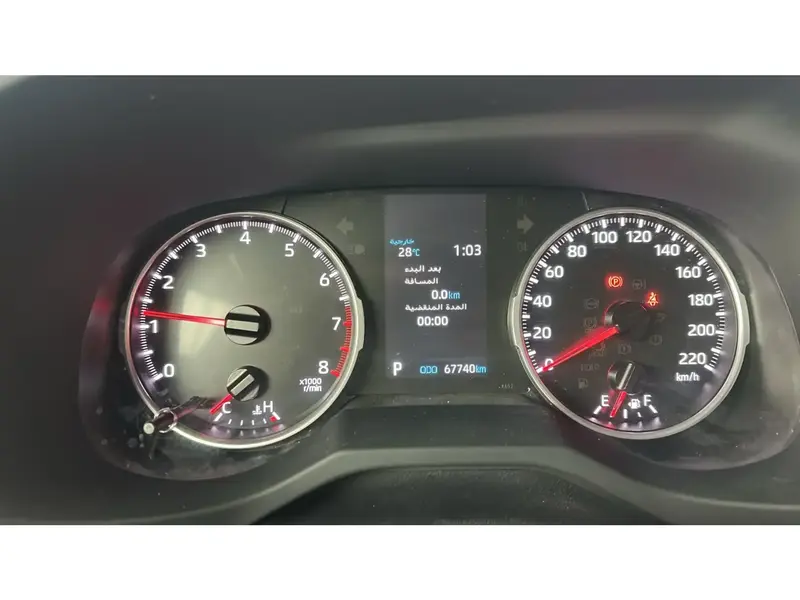 Toyota RAV4 LE 2024 13