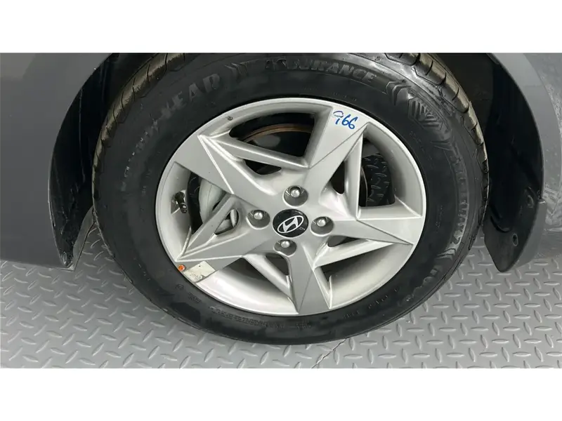 Hyundai Accent GL 2026 12