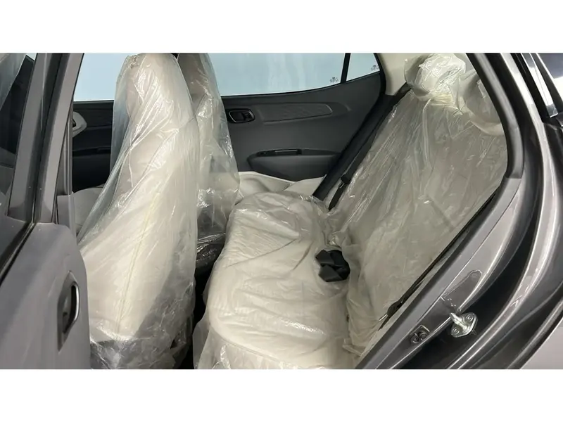 Hyundai I10 FLT 2025 9