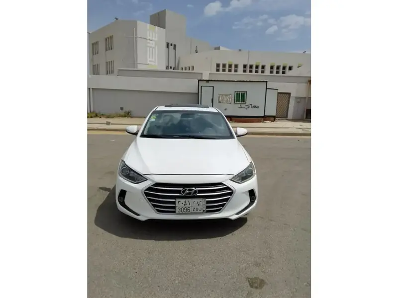 هيونداي إلنترا 2016 1