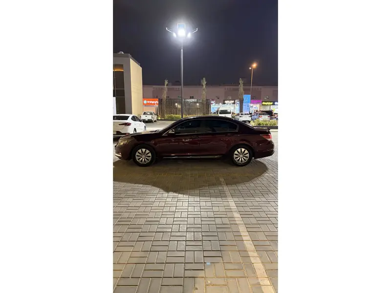Honda Accord 2012 4