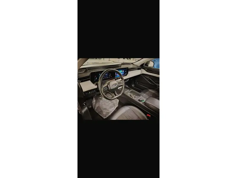 Ford Taurus 2023 4