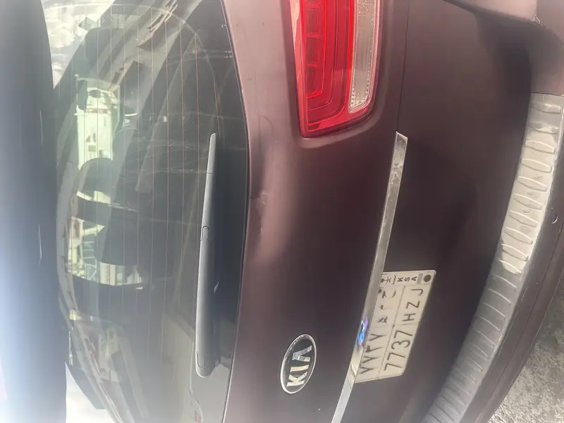 KIA Carnival 2016 5