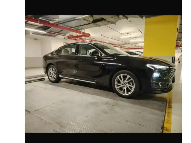 Ford Taurus 2023 3