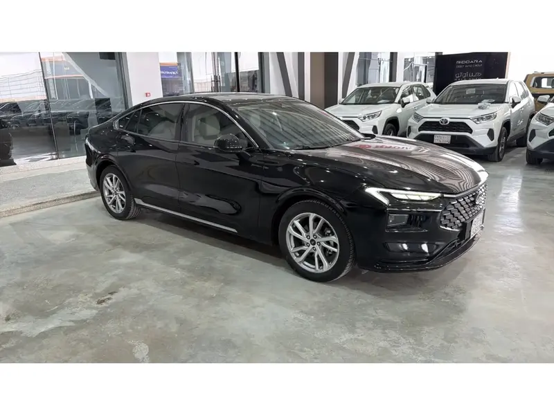 Ford Taurus 2023 3