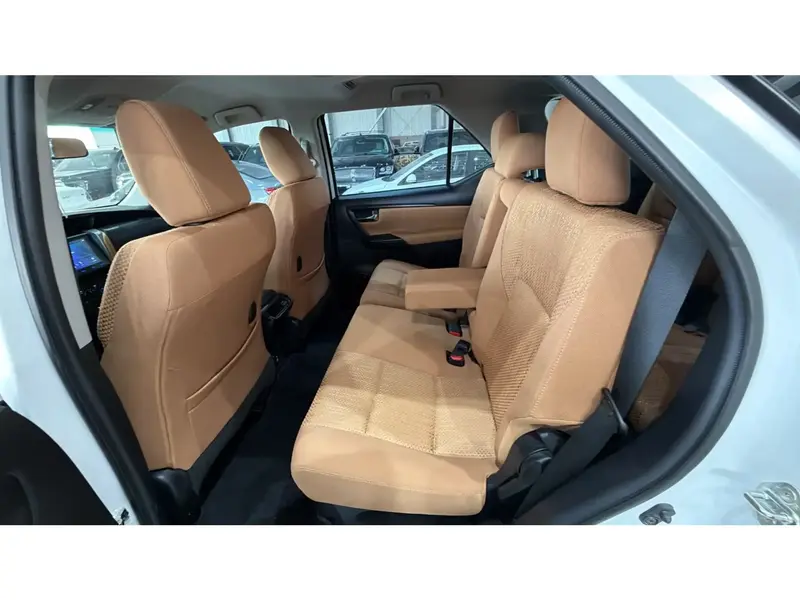 Toyota Fortuner 2024 9