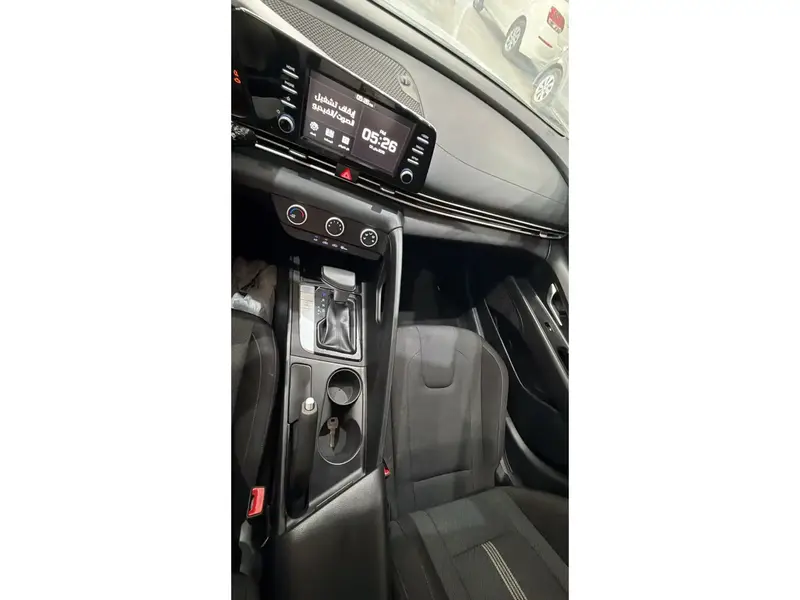 Hyundai Elantra 2023 10