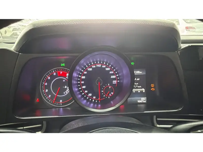 Hyundai Elantra 2023 11