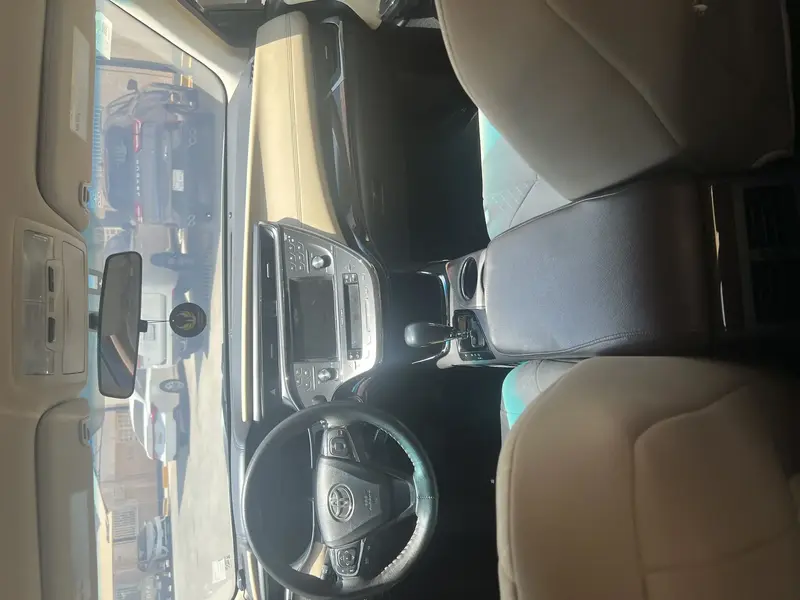 Toyota Avalon 2015 9