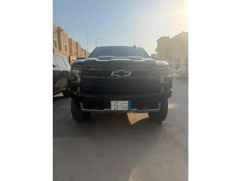 Chevrolet Silverado 2023 2