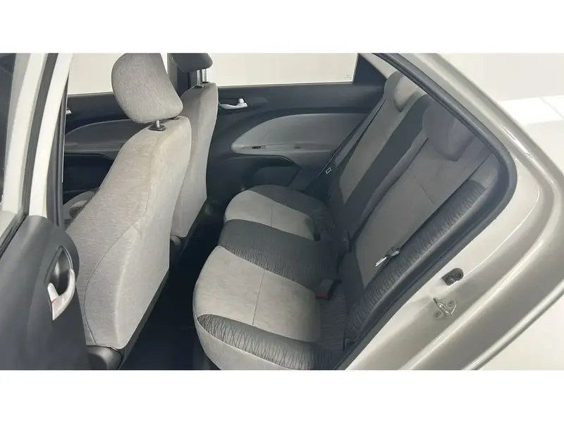 KIA Pegas GL 2026 10