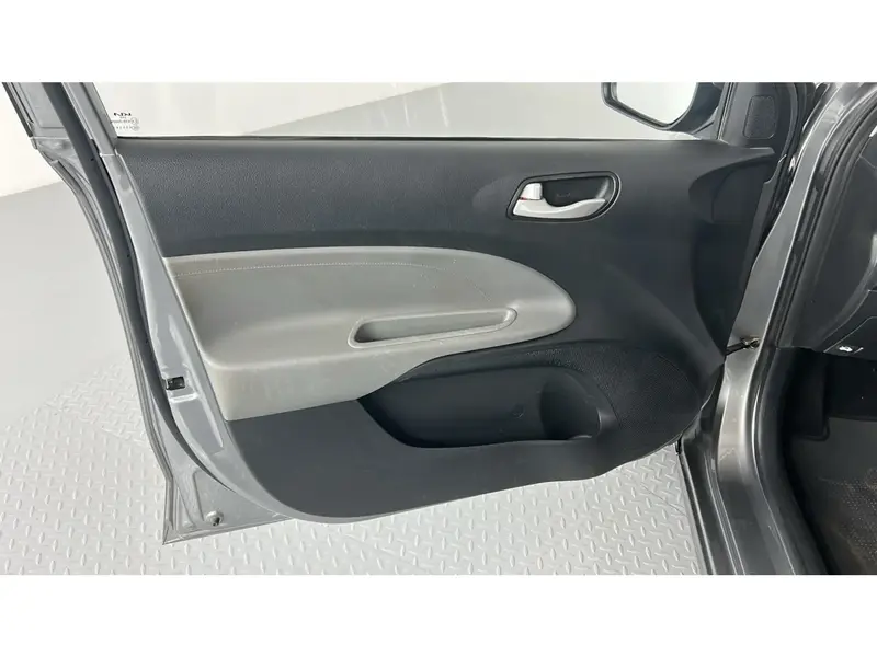 KIA Pegas GL 2026 13