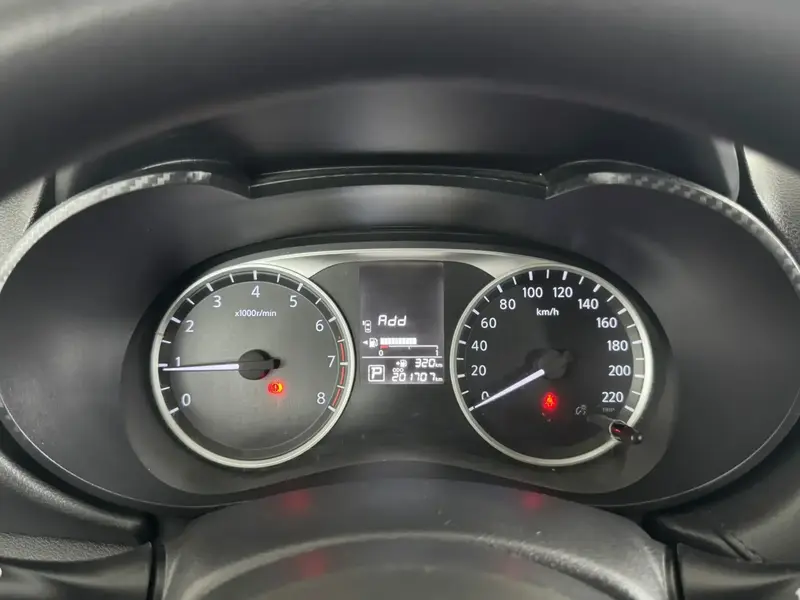 Nissan Sunny Standard 2022 11
