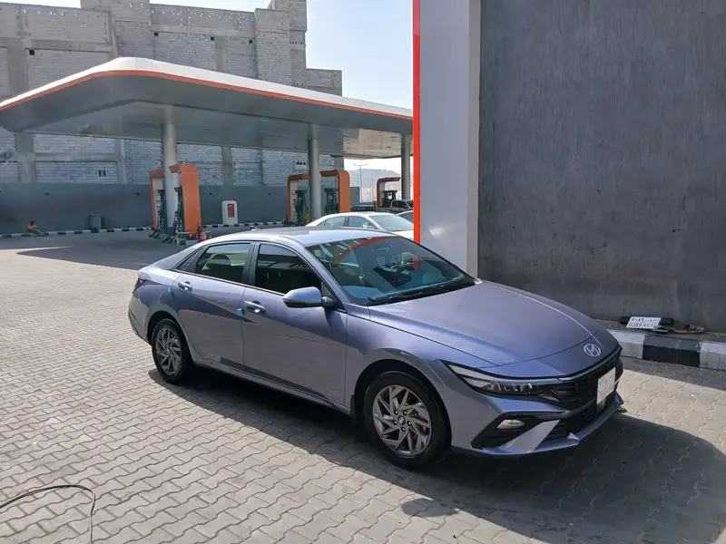 Hyundai Elantra 2026 3