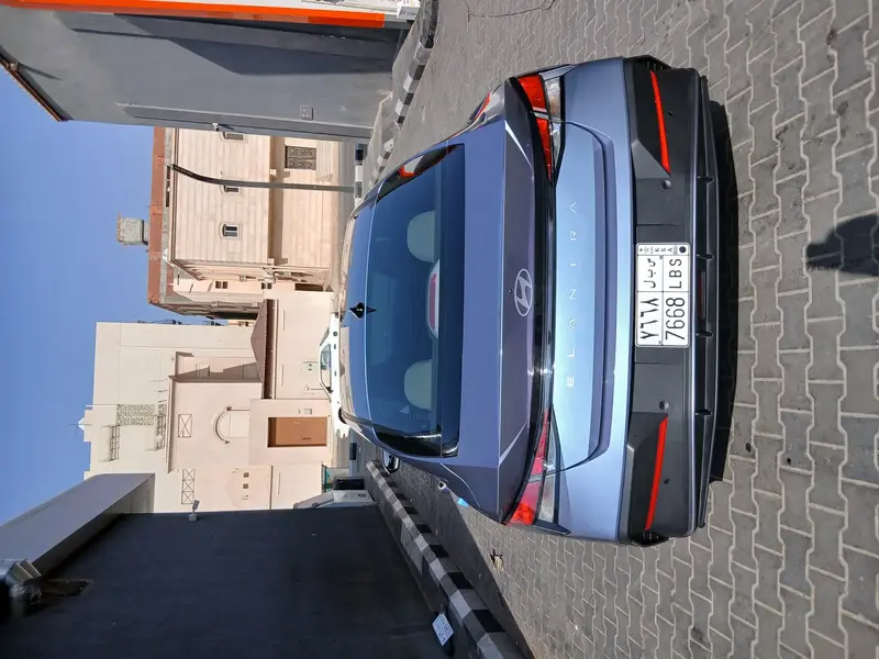 Hyundai Elantra 2026 5