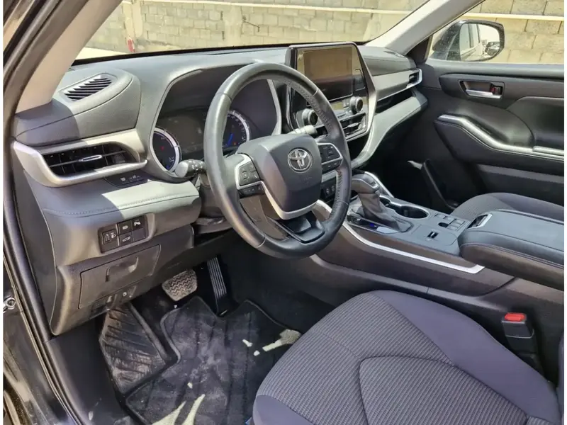 Toyota Highlander 2024 10