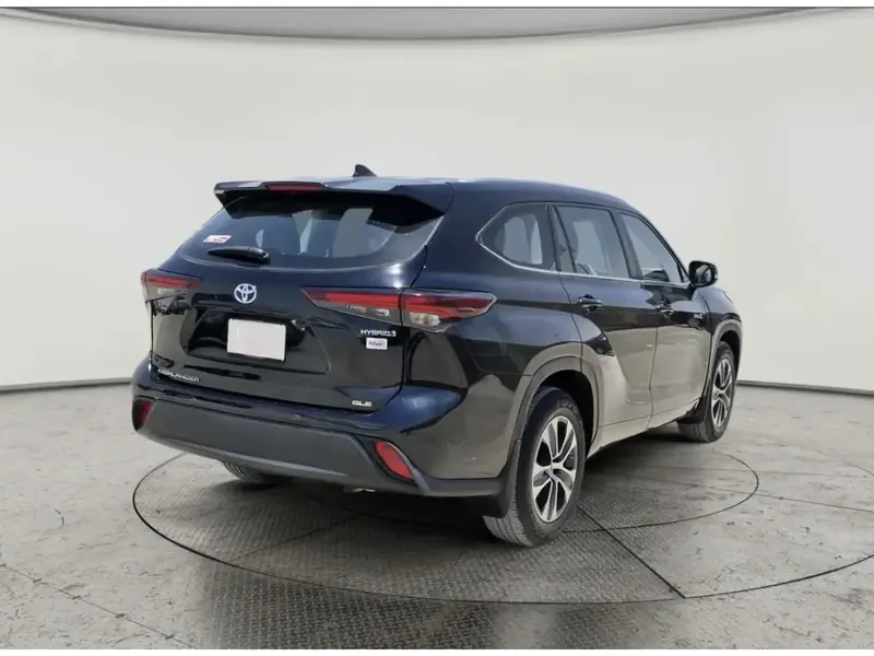 Toyota Highlander 2024 4