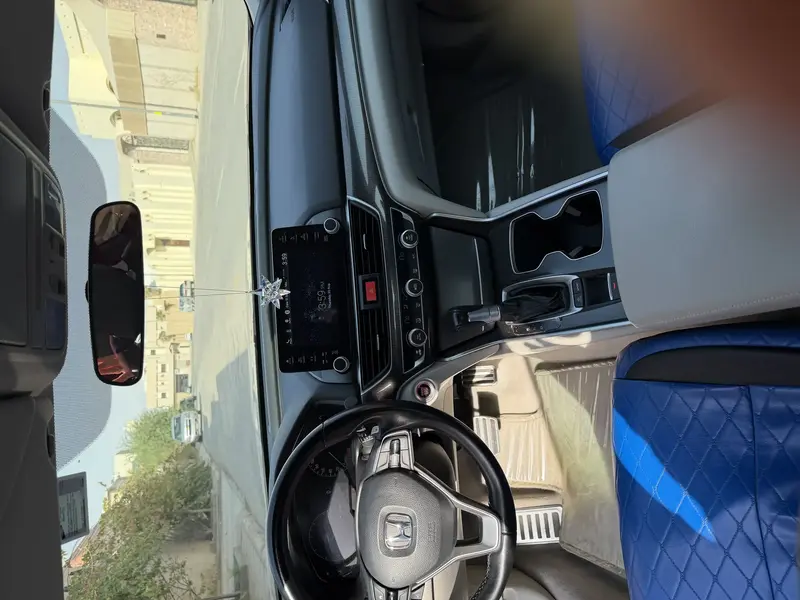 Honda Accord 2022 5