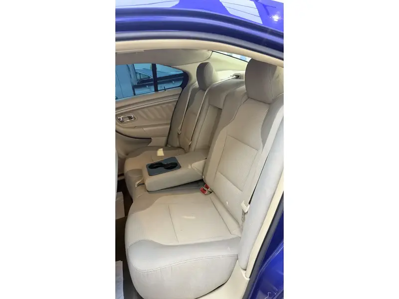 Ford Taurus 2014 6