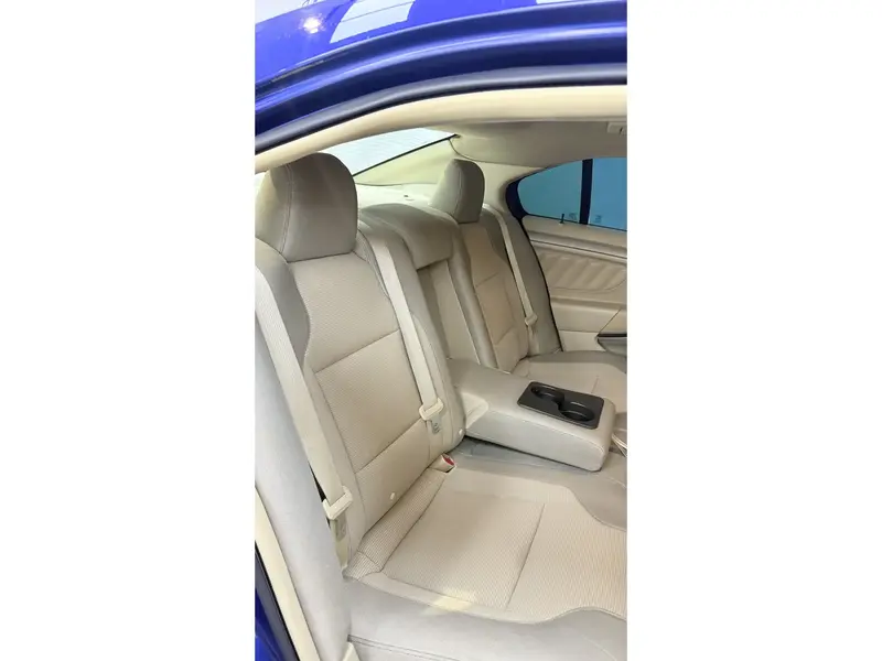 Ford Taurus 2014 10
