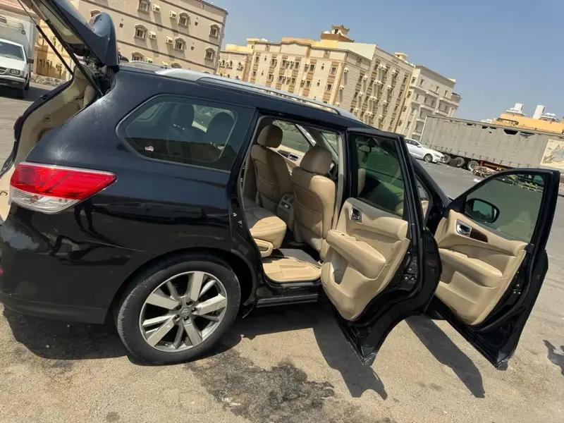Nissan Pathfinder 2014 4