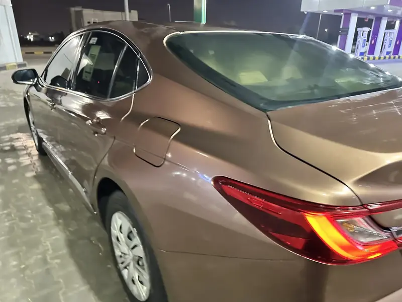 Toyota Camry 2025 8