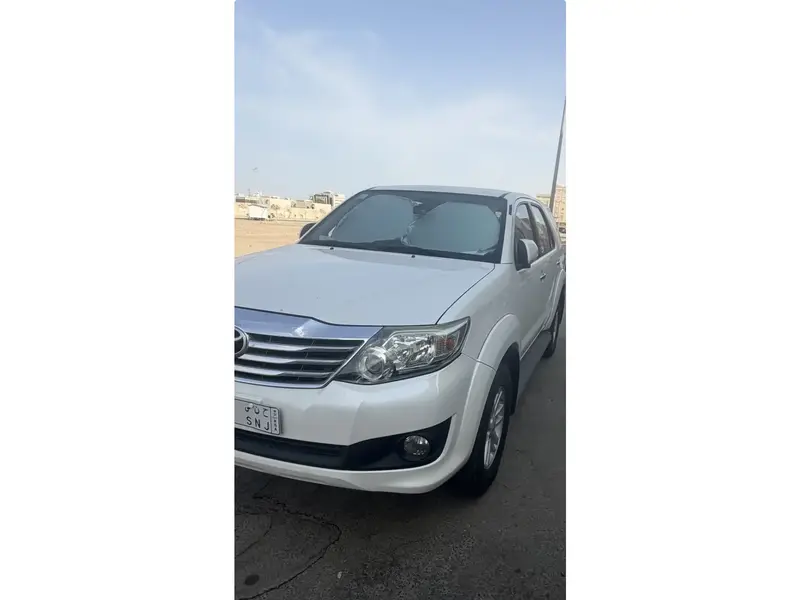 Toyota Fortuner 2015 1