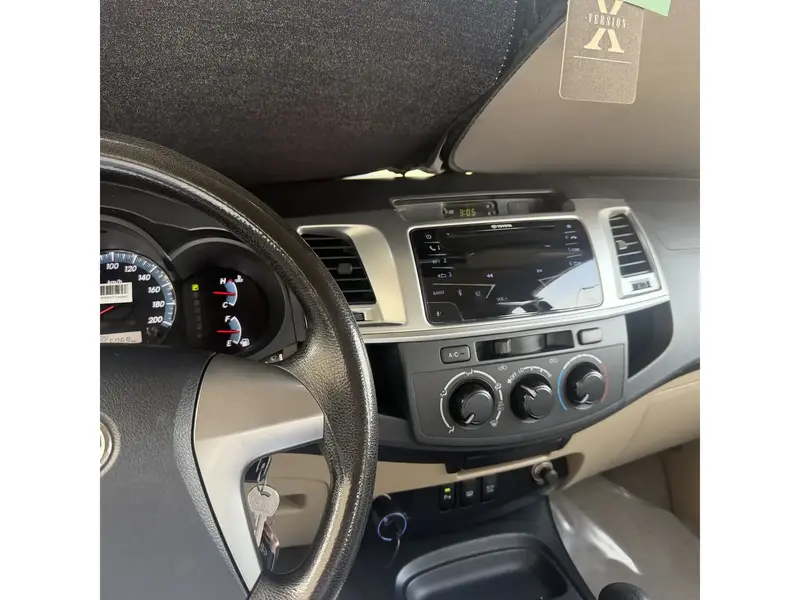 Toyota Fortuner 2015 7