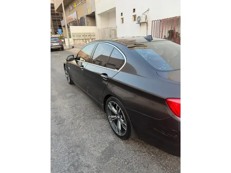 BMW 5 Series 2016 4