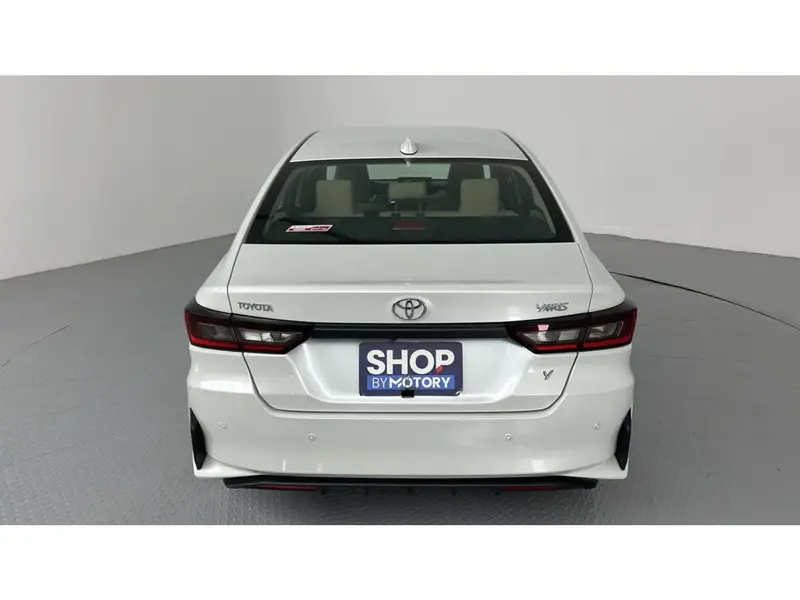 Toyota Yaris Y 2026 7