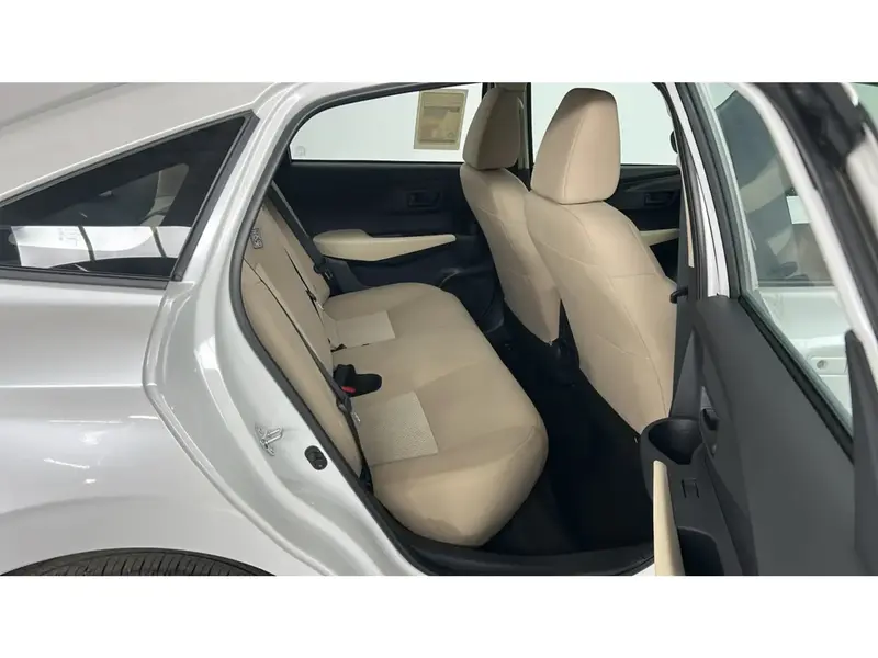 Toyota Yaris Y 2026 18