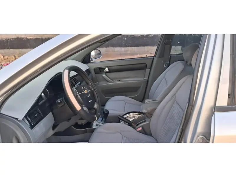 Chevrolet Optra 2009 8