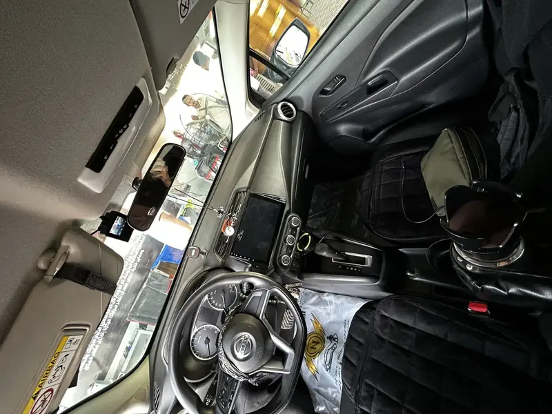 Nissan Sunny 2022 10