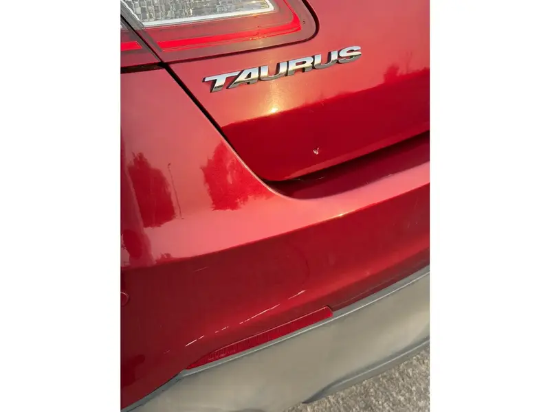 Ford Taurus 2015 8