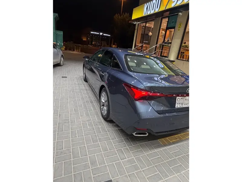 Toyota Avalon 2021 6