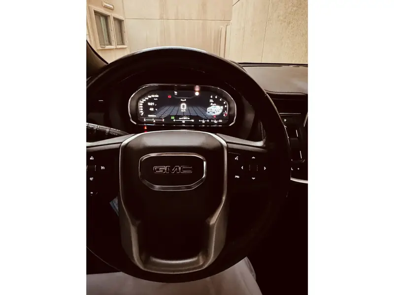 جي إم سي يوكن 2022 11