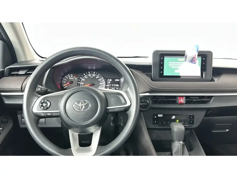 Toyota Yaris Y 2026 10